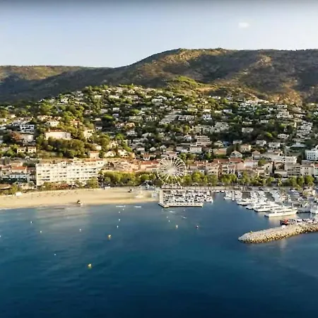 Apartment Le Lavandou, 2 Pieces, 4 Personnes - Fr-1-251-459