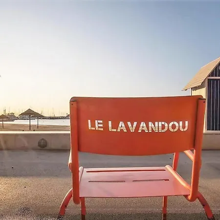 Le Lavandou, 2 Pieces, 4 Personnes - Fr-1-251-459 * Le Lavandou